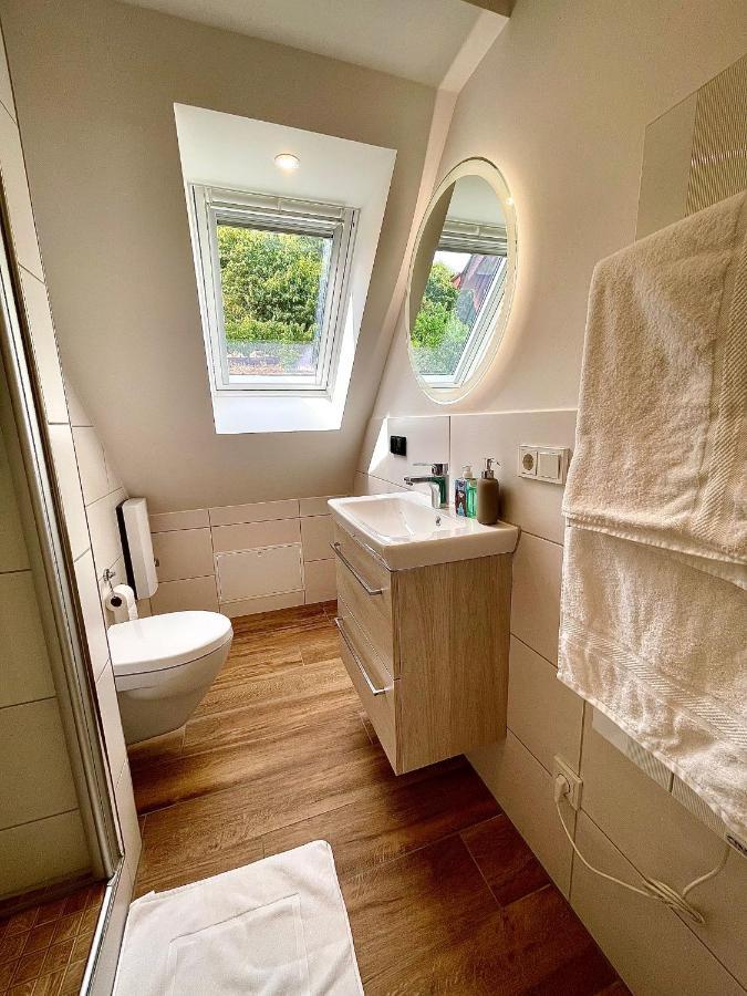 Sky Apartment, Blick Zur Mosel, Grosser Balkon, Kaffeemaschine, Smart Tv Zell an der Mosel Bagian luar foto